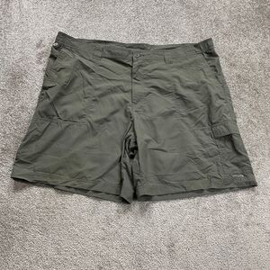 Columbia PFG Omni Shade Cargo Shorts Mens 44W 8L Dark Gray Nylon Outdoor Fishing